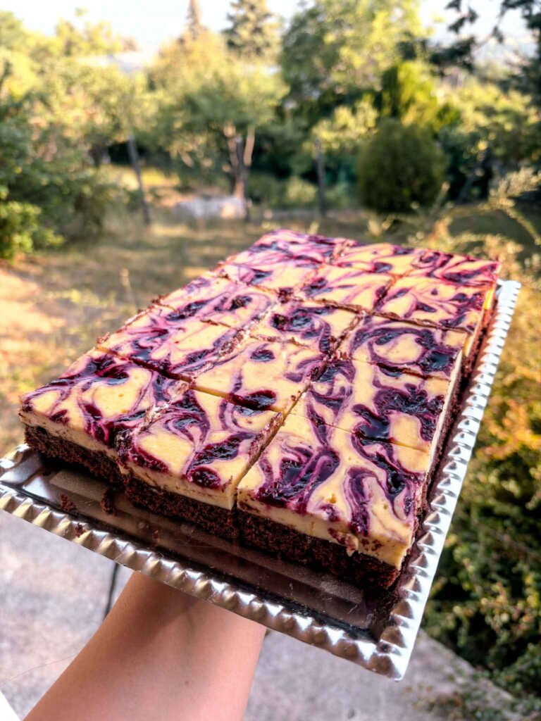 Málnás-Áfonyás Sajttorta Szelet